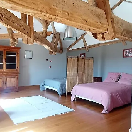 Beau Logis Charentais Du Xixe Et Sa Piscine *