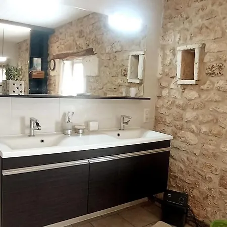 Σπίτι διακοπών Beau Logis Charentais Du Xixe Et Sa Piscine *